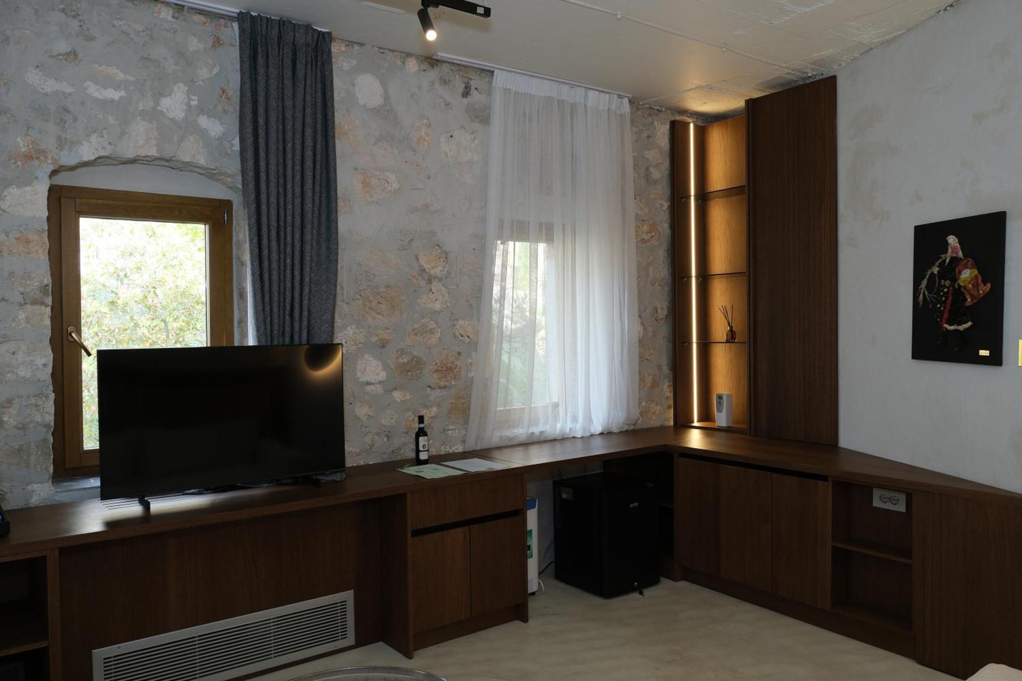 Hotel Zoe Hora Dhërmi Zewnętrze zdjęcie